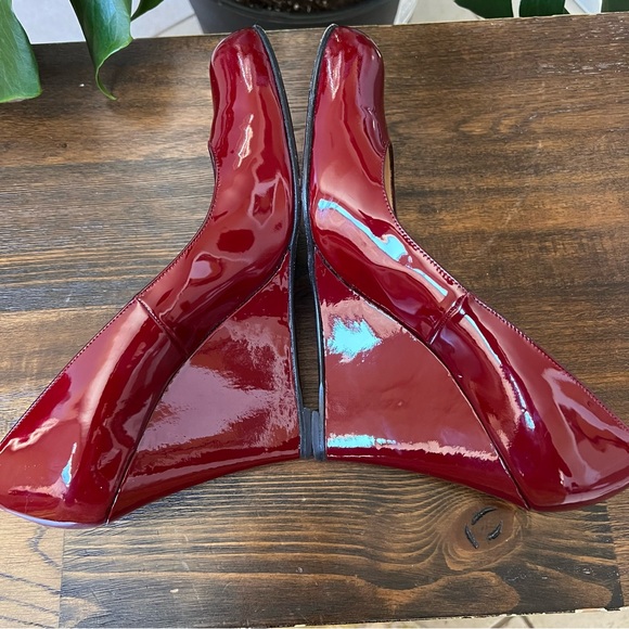 Christian Louboutin Ron Ron Red Patent Leather Wedges EU41 $1095 Hardly Used!! - Picture 6 of 12